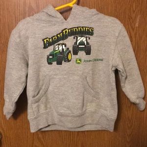 ⭐️ 5/$25 ⭐️ John Deer toddler hoodie